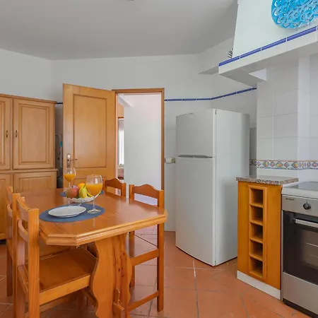 Seashell Henriques Ll