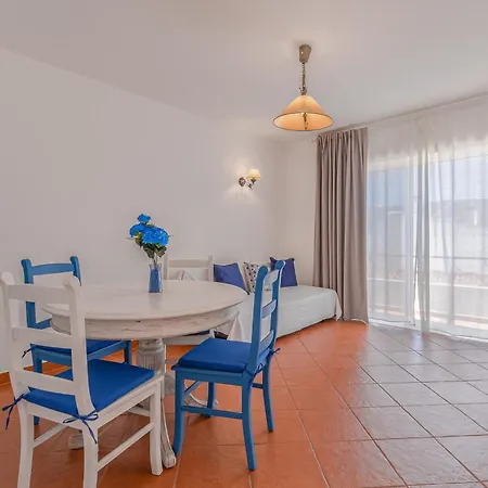 Apartment Seashell Henriques Ll *