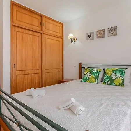 Seashell Henriques Ll Apartment *