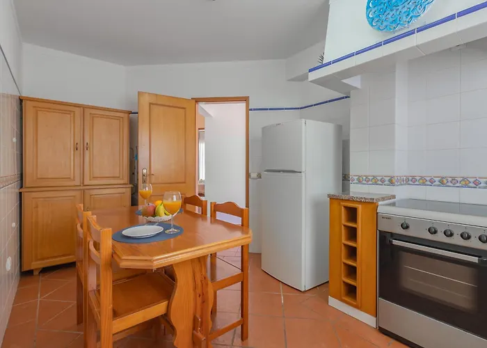 Seashell Henriques Ll