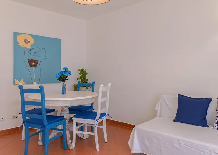 Daire Seashell Henriques Ll